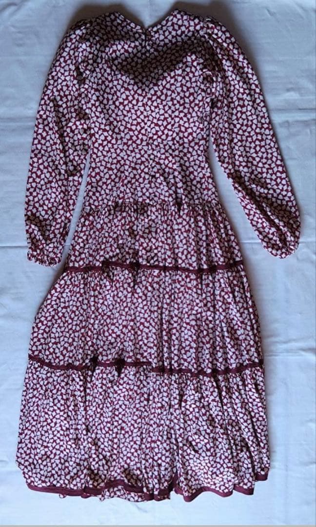 フラメンコ衣装　ワンピースとシージョ　スペイン製ピアス・シージョ留付き