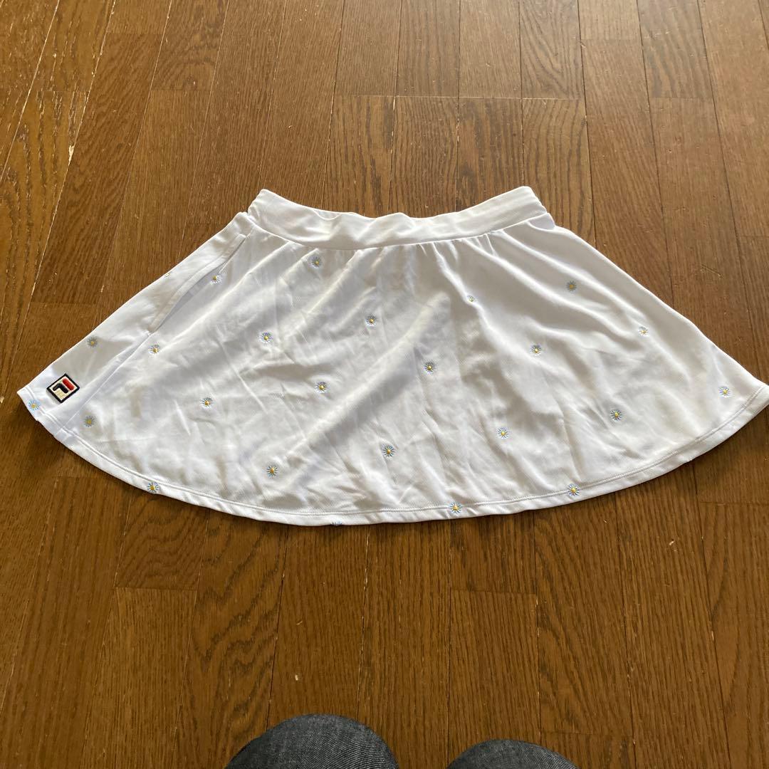 フィラテニスシャツ＆スコート＆サンバイザー