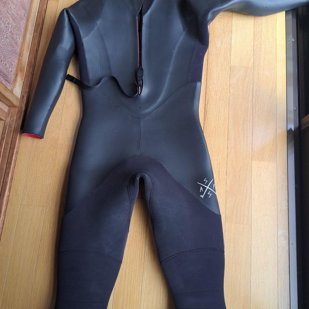 AIDENTIFY ウェットスーツ