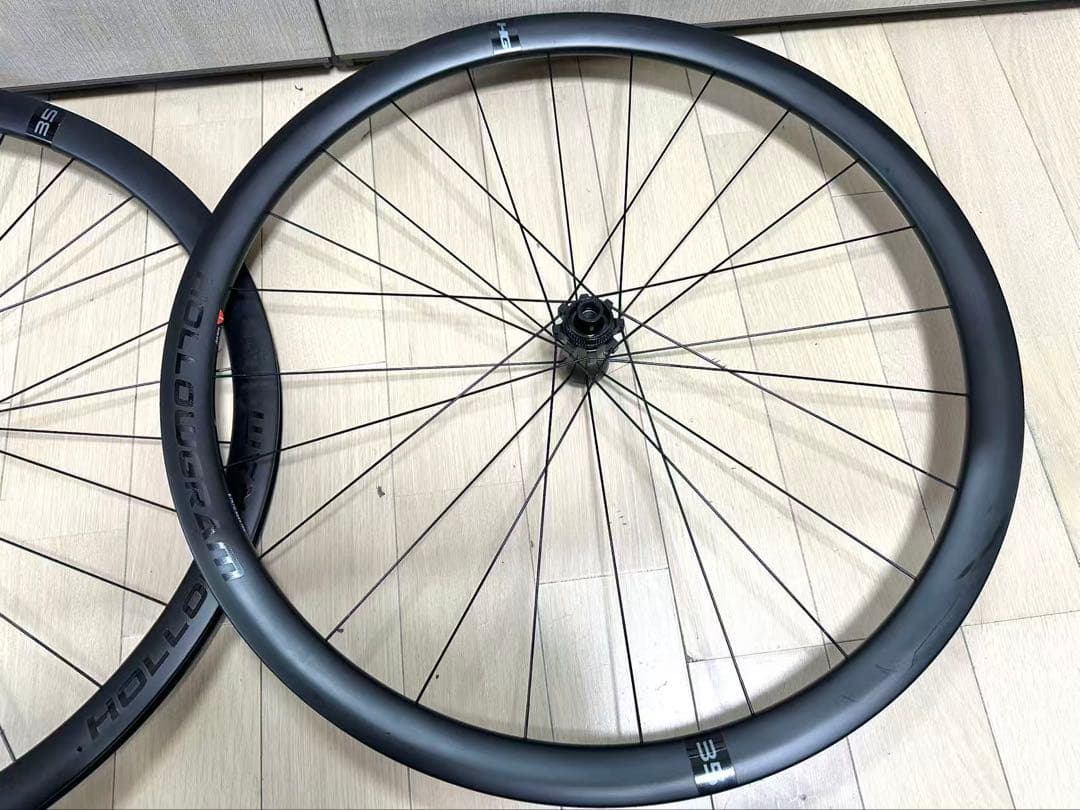 CANNONDALE HOLLOWGRAM35 カーボンホイール　キャノンデール