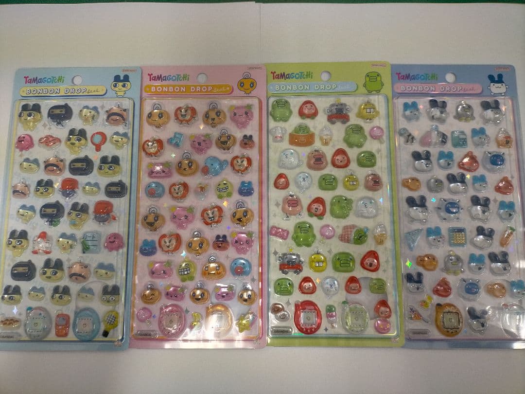 ボンボンドロップシール正規品 たまごっち4種類 miniサンリオ8種類