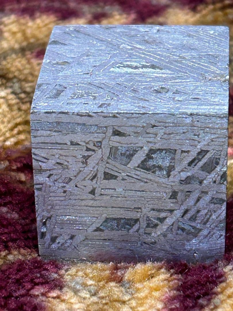 アルタイ隕石キューブ厳選標本339.00g