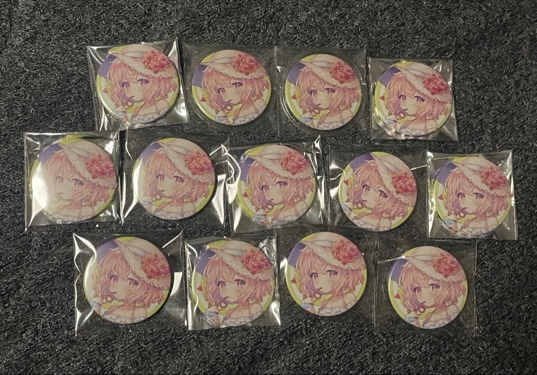 なるせ　nqrse 缶バッジ　XYZ