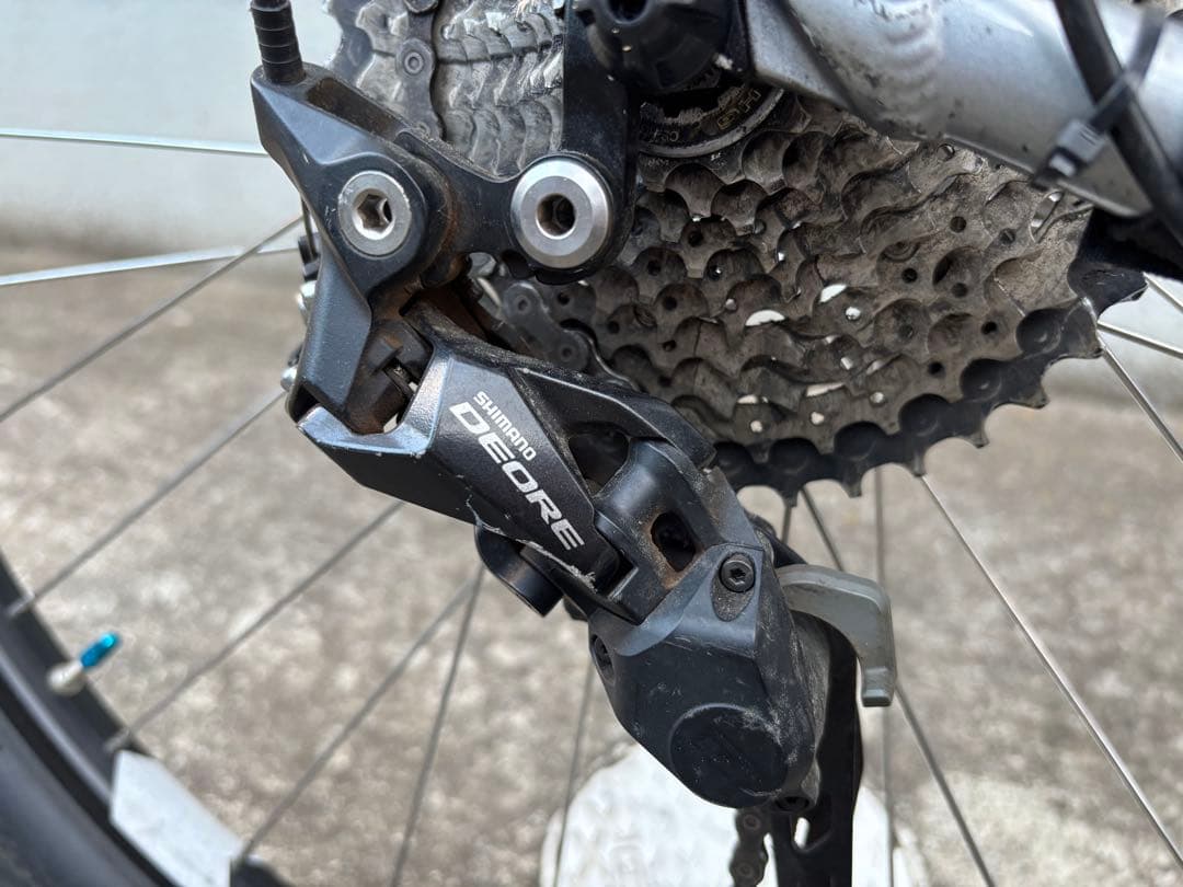 GT AVLANCHE ELITE　里山トレイル、DH用に各部強化済み、予備品有