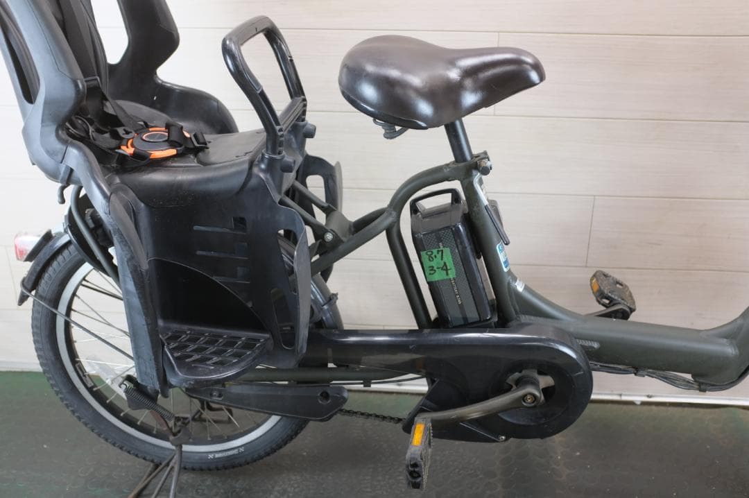 アッタス )ヤマハPAS　KISS 20インチ 3段8.7Ah　充電器無