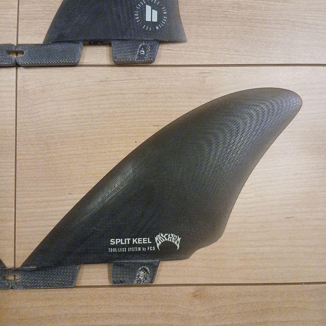 美品 FCS2 メイヘム スプリットキール クアッドフィン
