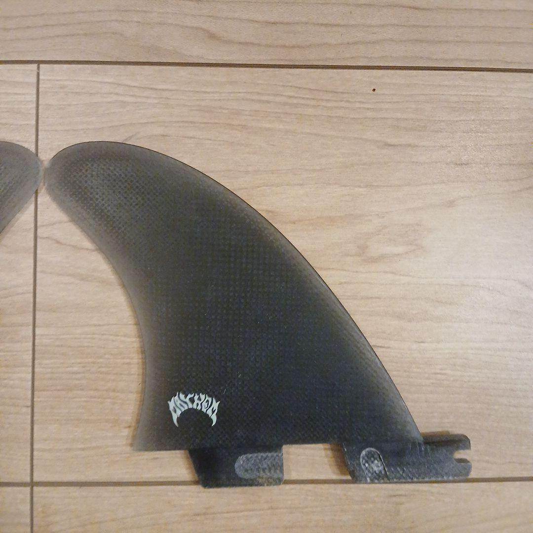 美品 FCS2 メイヘム スプリットキール クアッドフィン