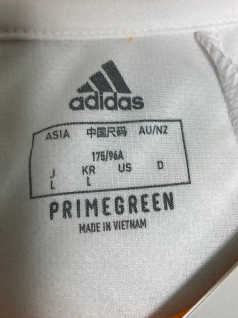 21-22 レアルマドリード ベンゼマ ユニフォーム スーペルコパ仕様