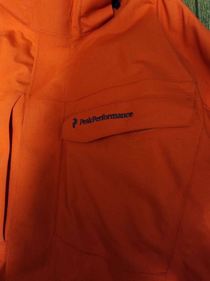 Peak Performance ピークパフォーマンス 上下セット