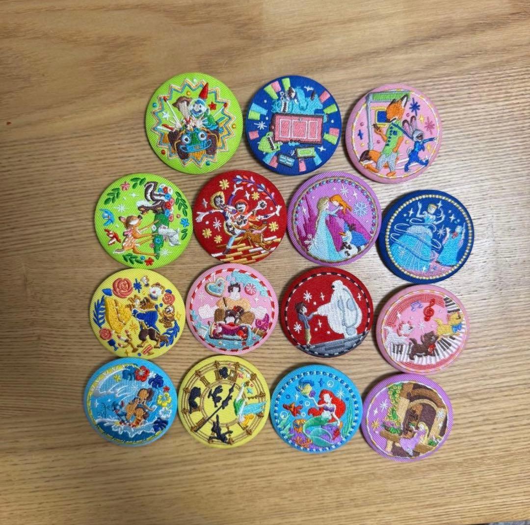 ディズニー刺繍缶バッチピンバッジ 15個セット(コンプリートセット)