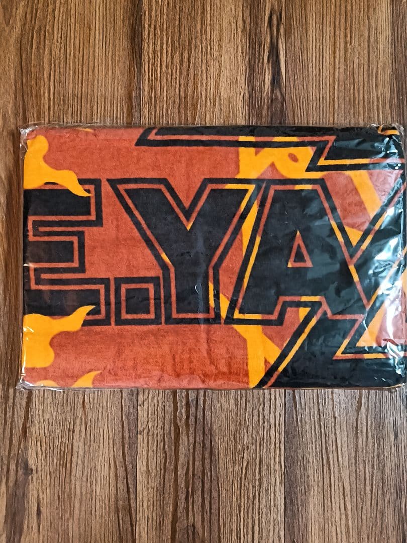 【新品未開封】矢沢永吉 スペシャルビーチタオル SBT （ロゴ　チャイナ）レッド