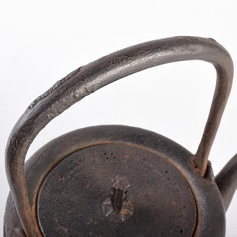 煎茶道具　南部鉄器　金澤雀州造　薄文　筒形　鉄瓶　鉄壷　D　R7726