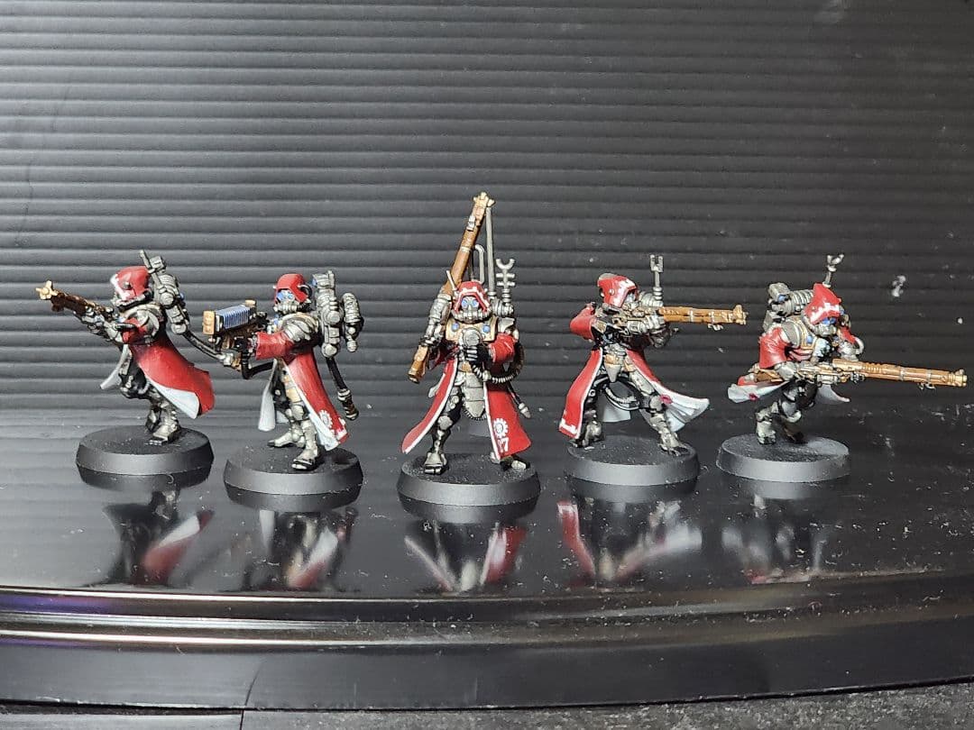 週刊ウォーハンマー、アデプトゥス·メカニカス全種、塗装済み。