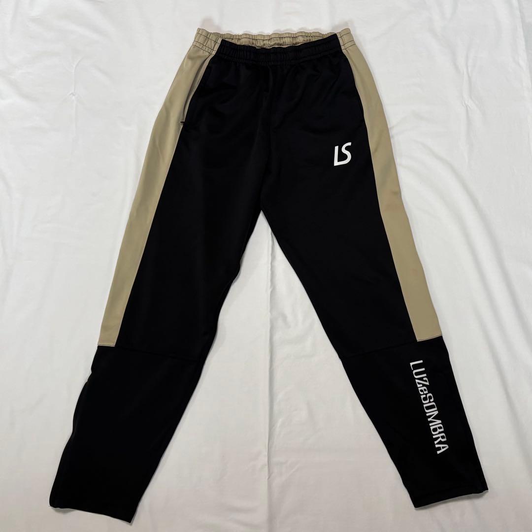 ルースイソンブラ　ジャージ上下　XL ブラック　ゴールド　サッカーウエア