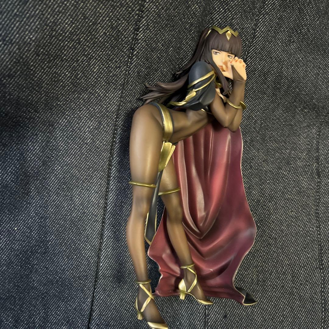ファイアーエムブレム 1/7 フィギュア サーリャ 難アリ‼️