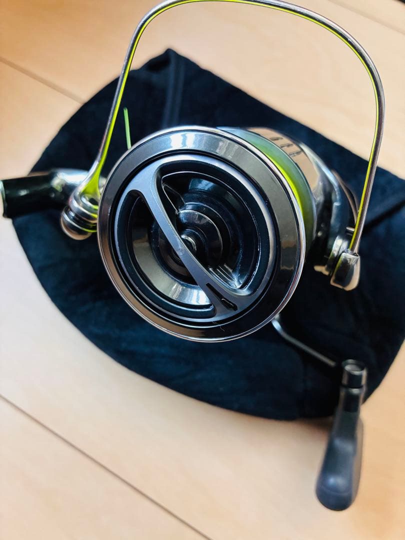 22 STELLA 4000XG スピニングリール