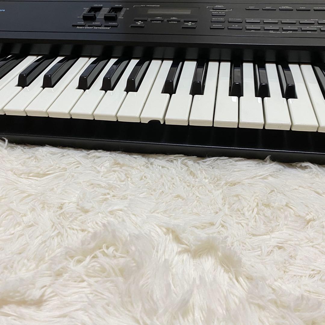 【最終値下げ】【希少】ROLAND シンセサイザー D-10 61鍵 キーボード