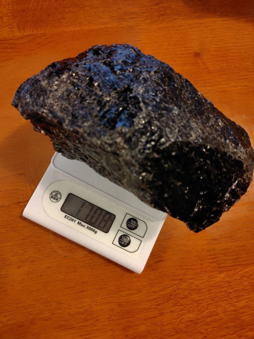 モリオン(黒水晶)の原石