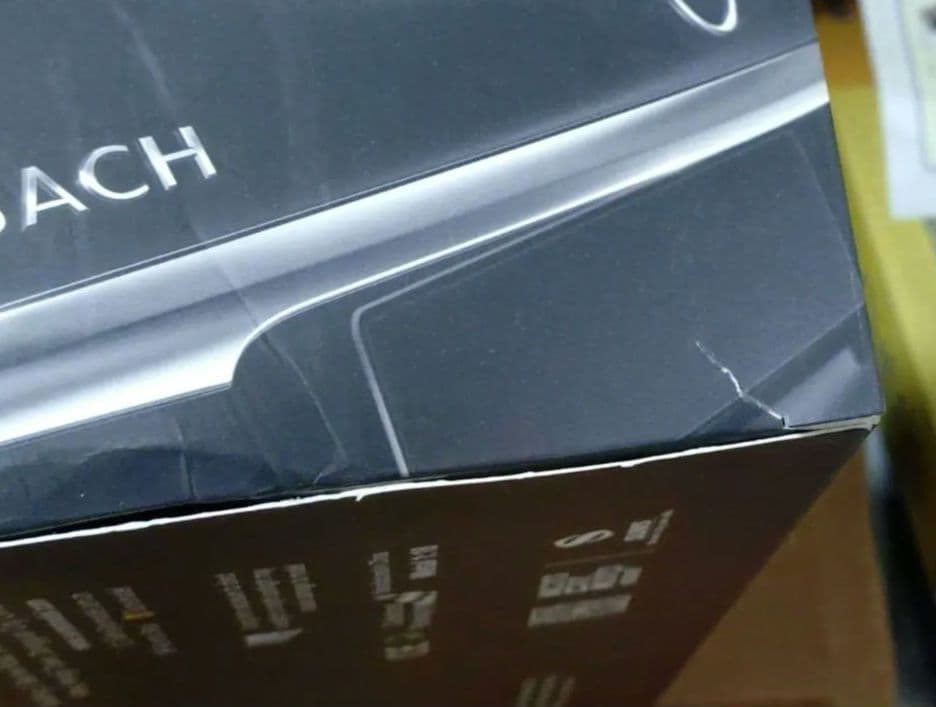 Almost Real 1/18 マイバッハ S600 オールモストリアル