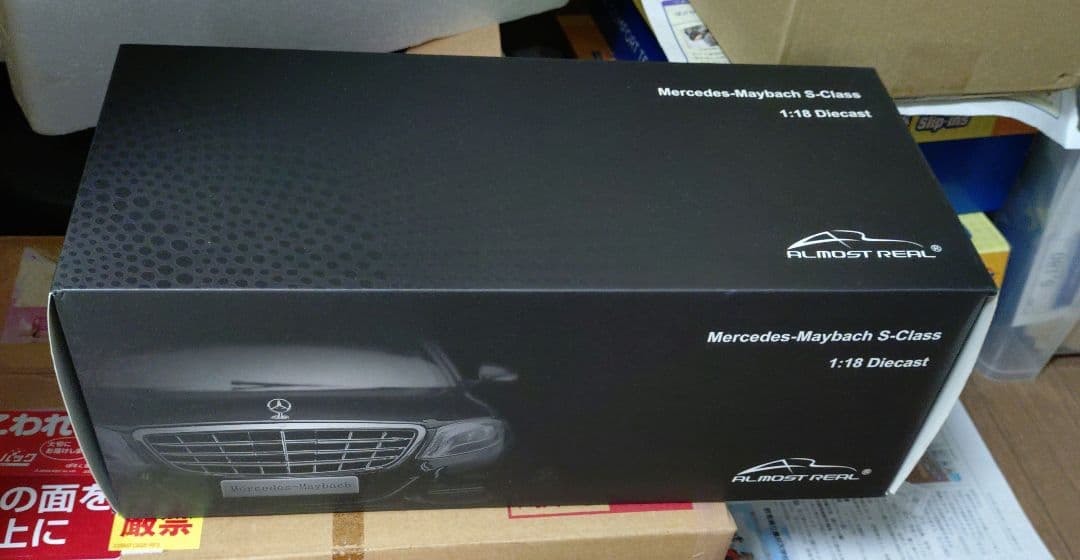 Almost Real 1/18 マイバッハ S600 オールモストリアル