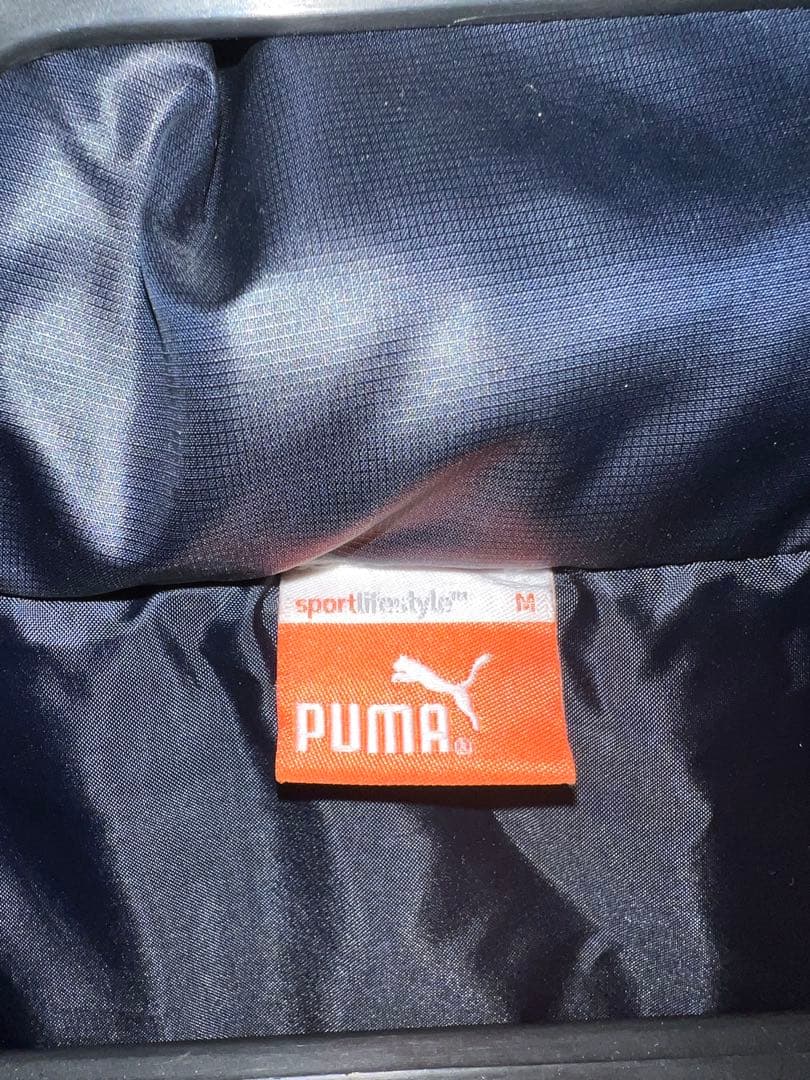 PUMA ベンチコート　Mサイズ　値下げ不可