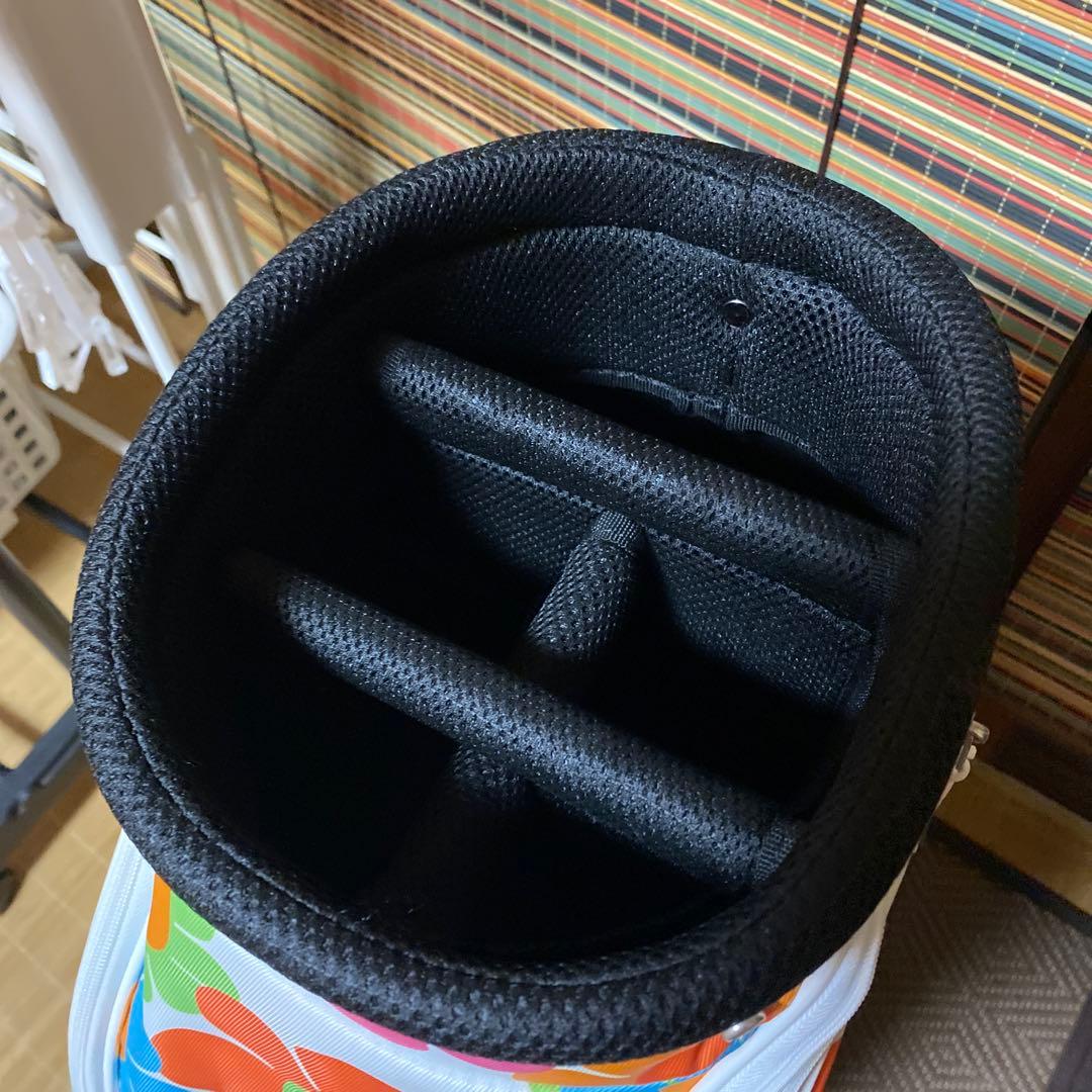 ことね LoudMouth フラワーパターン ゴルフバッグ