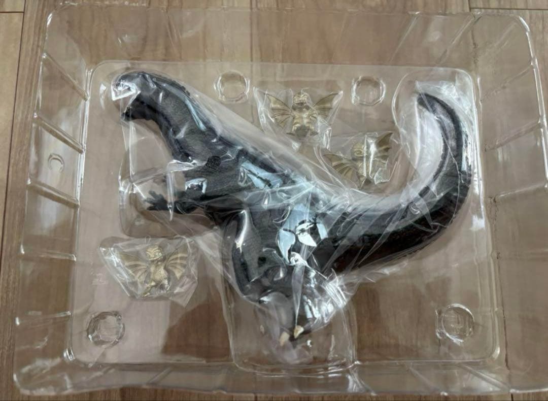 一番くじ　ゴジラ　ザウルス　モスラ　フィギュア