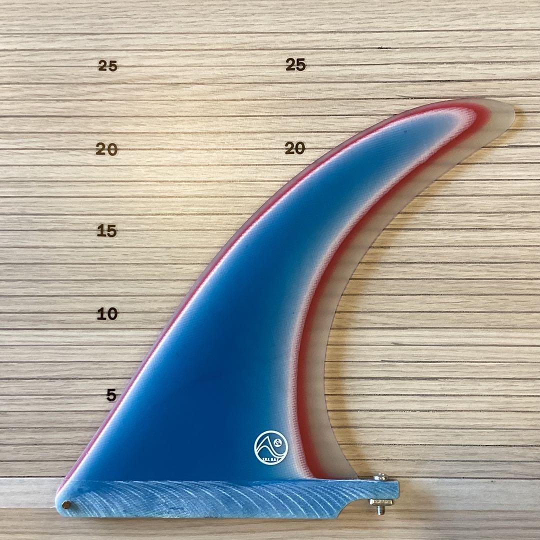 新品未使用シングルフィン9インチ　ブルー、 スクリュー付き