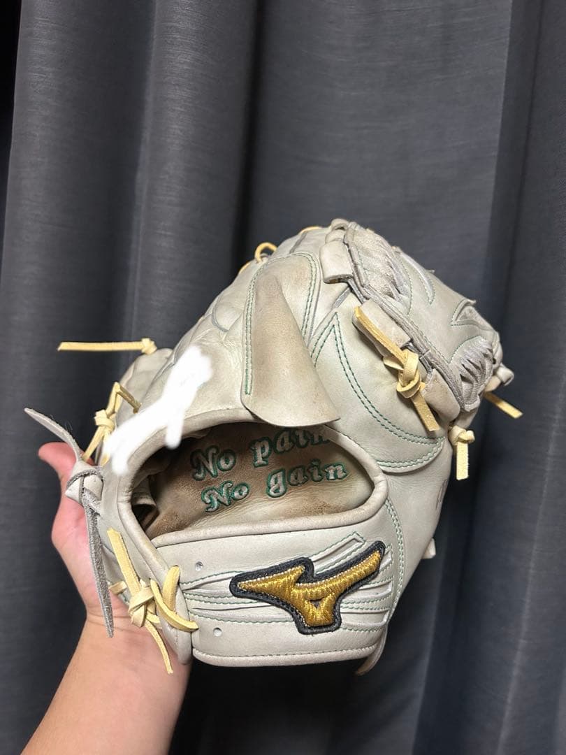 ミズノプロ　硬式オーダー投手用　耕作印あり　良型　即戦力‼️