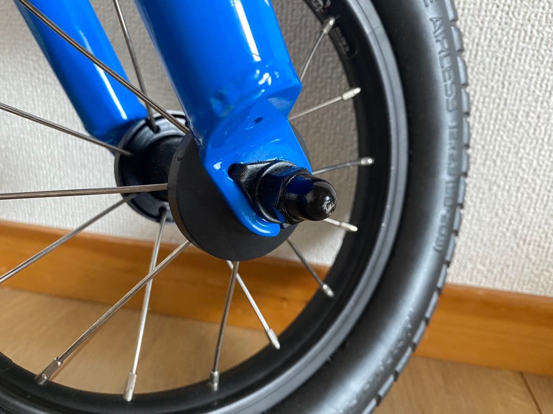 【美品】SPECIALIZED スペシャライズド　ホットウォーク　キックバイク