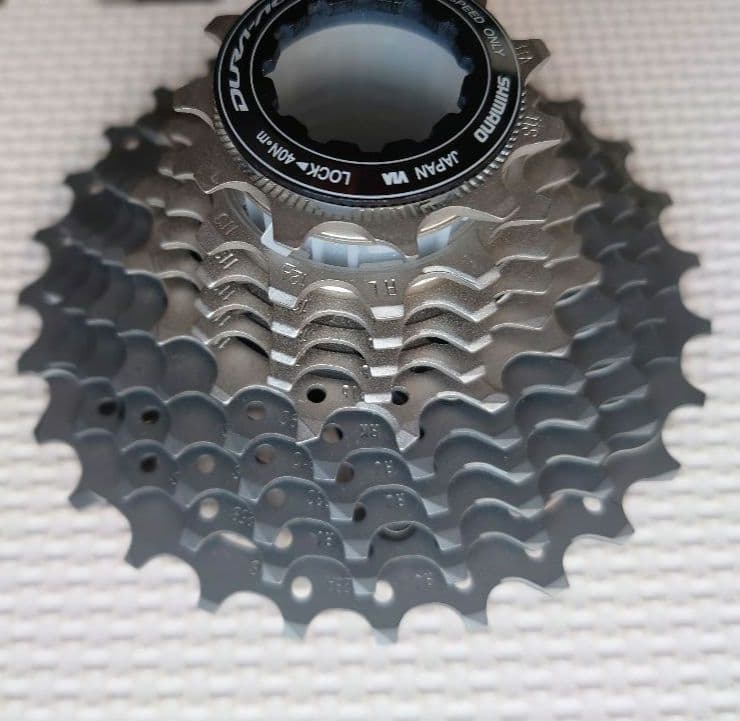 SHIMANO 11s CN-HG901チェーン CS-R9100スプロケット