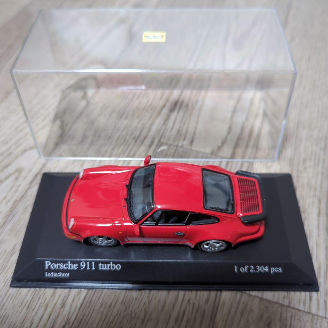 Porsche 911 turbo ミニカー 限定版 赤