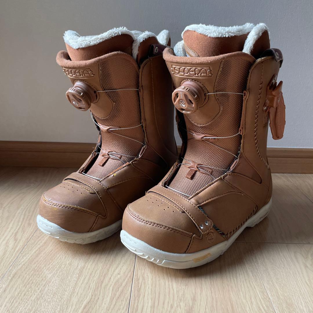 はっぴぃ　スノボブーツ レディース　K2 SAPERA BOA 24cm