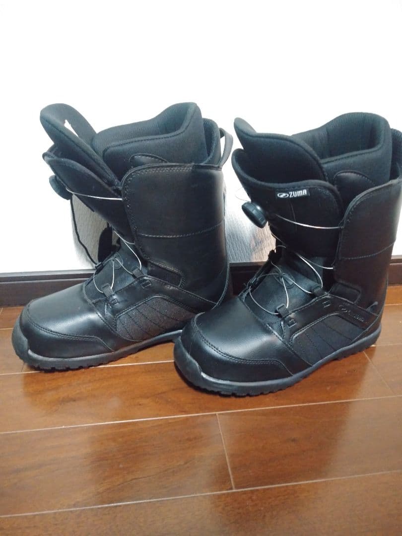 ブラック スノーボードブーツ ダイヤル式