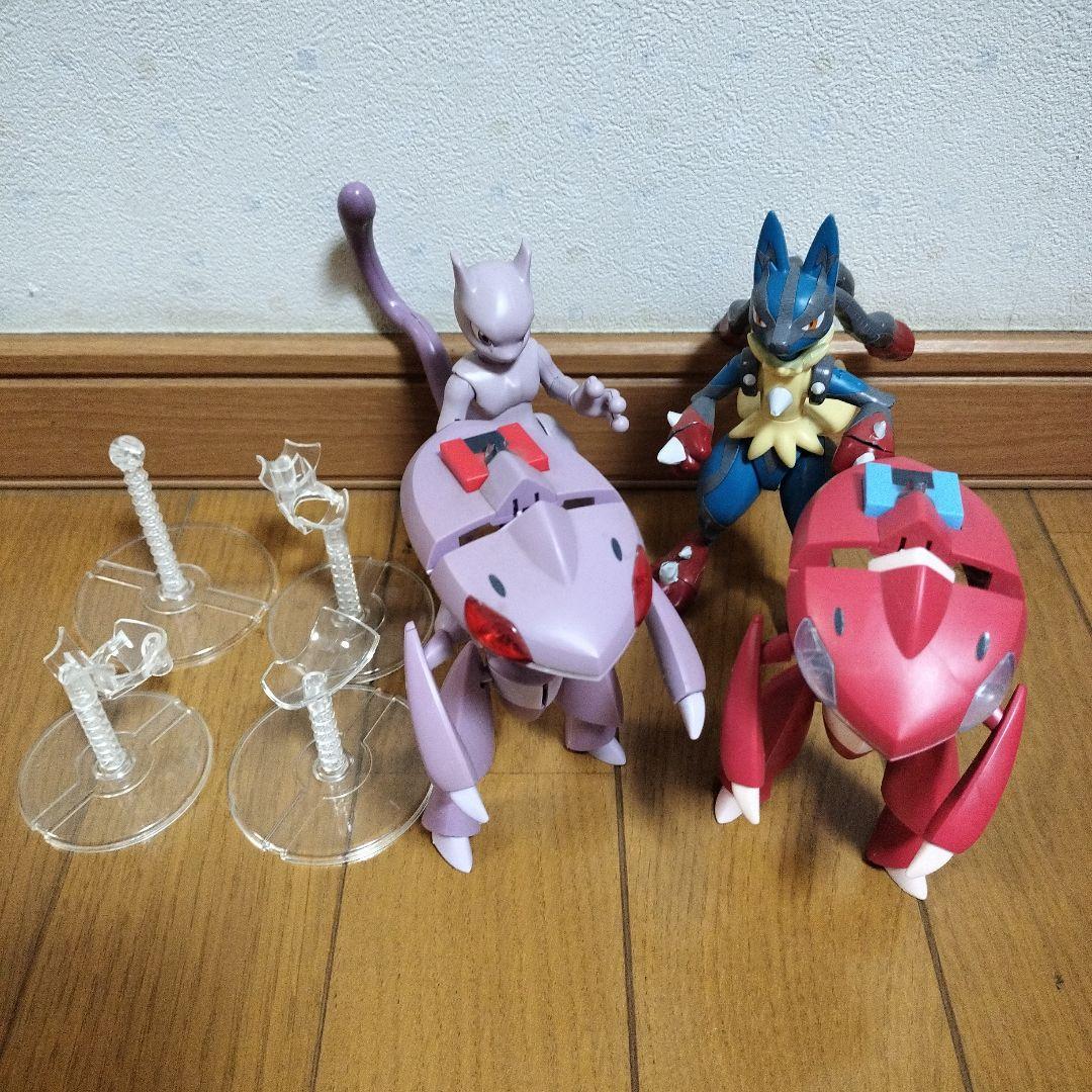 ポケモン　プラモデル　ゲノセクト　色違いゲノセクト　メガルカリオ　ミュウツー