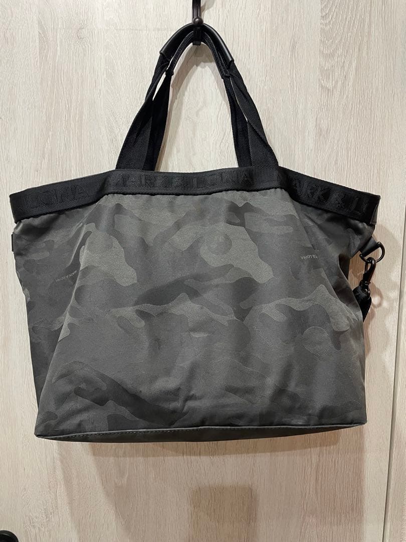 MARK&LONA ブラック ゲージカモトートバッグ