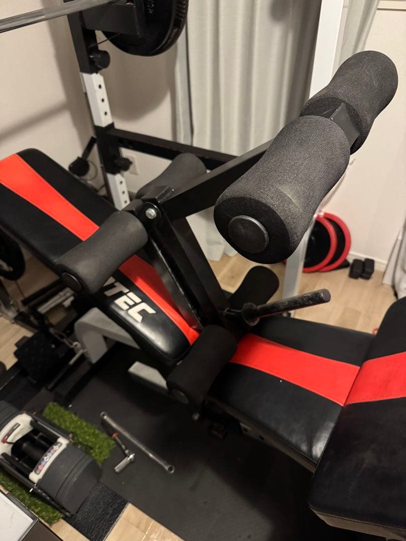 自宅で細マッチョ実現　iROTEC パワーラックとベンチ