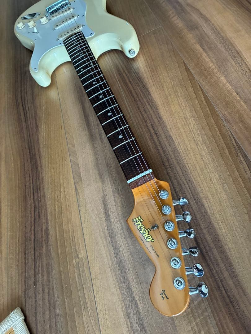 Fresher Straighter 1980年代 ストラトタイプ
