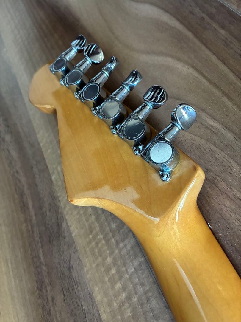 Fresher Straighter 1980年代 ストラトタイプ