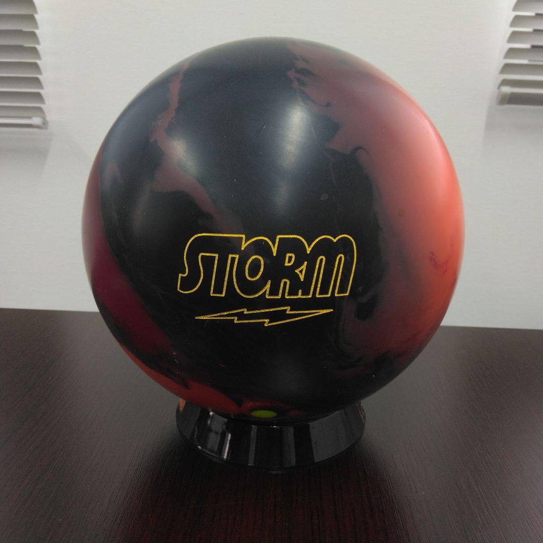 LOCK UP & STORM ボウリングボール 14p4oz