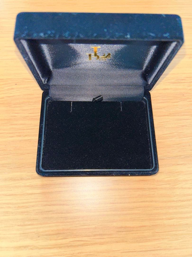 ミュージシャン CROWN NECKLACE GOLD