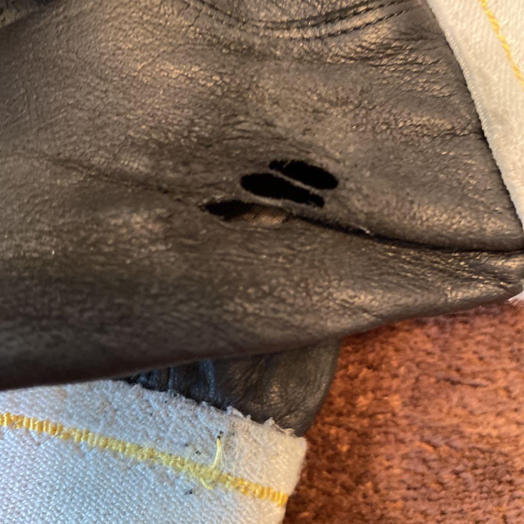 佐藤　都志也　選手　実使用バッティンググローブ