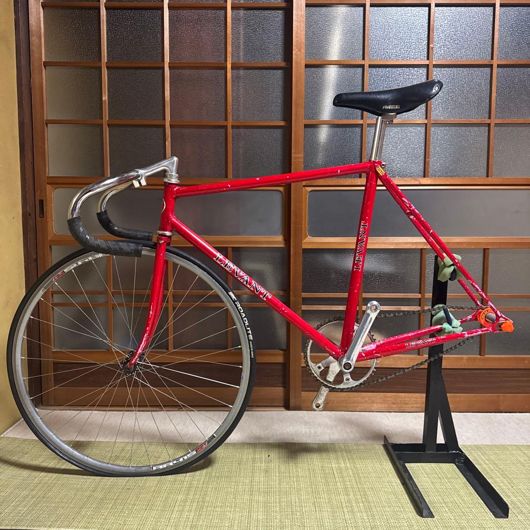 LEVANT njs ピストフレーム