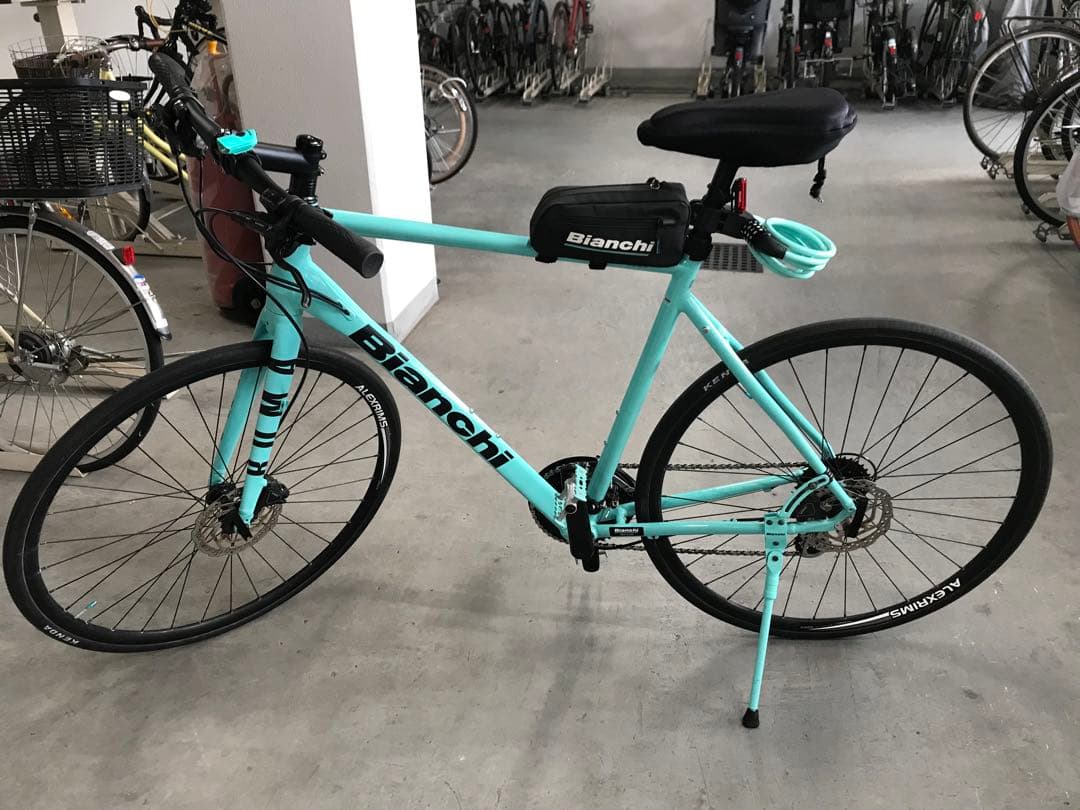 2021年モデル　ビアンキ　クロスバイクROMA3 SHIMANO