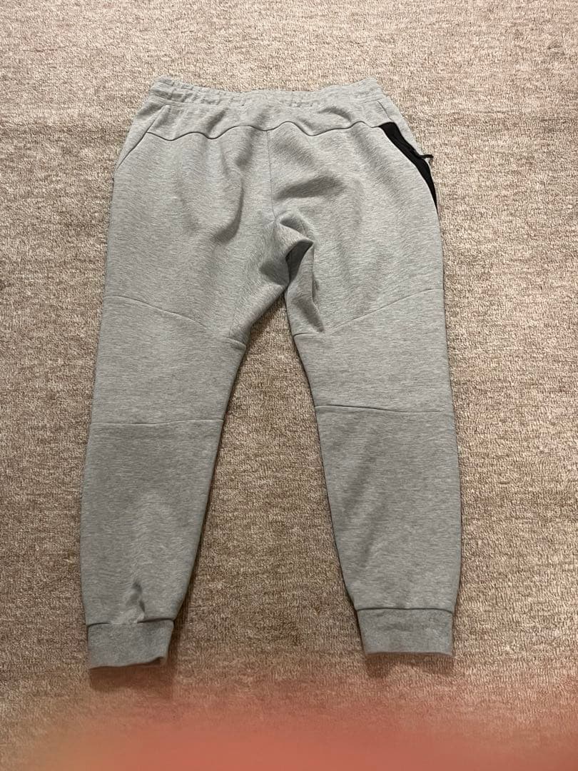 Nike テックフリース グレー 上下セット