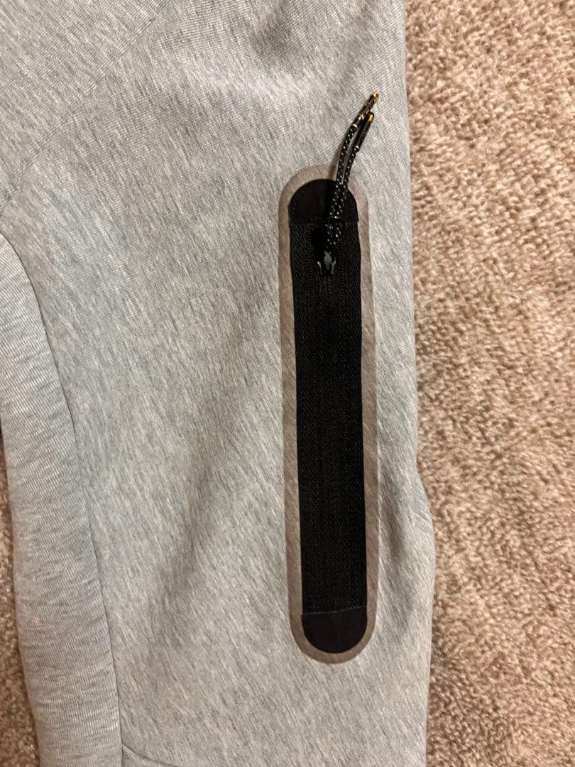 Nike テックフリース グレー 上下セット