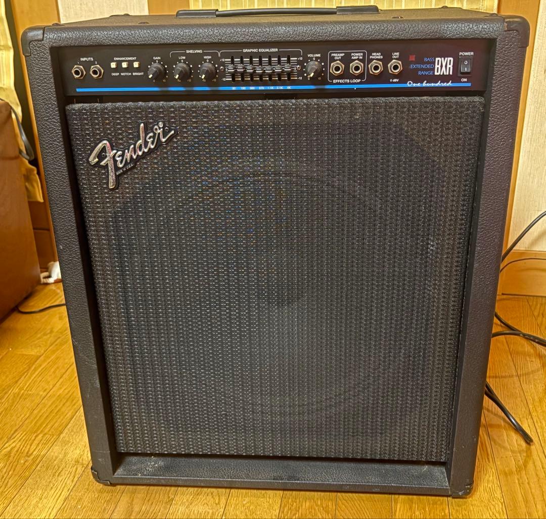 Fender BXR 100Wベースアンプ