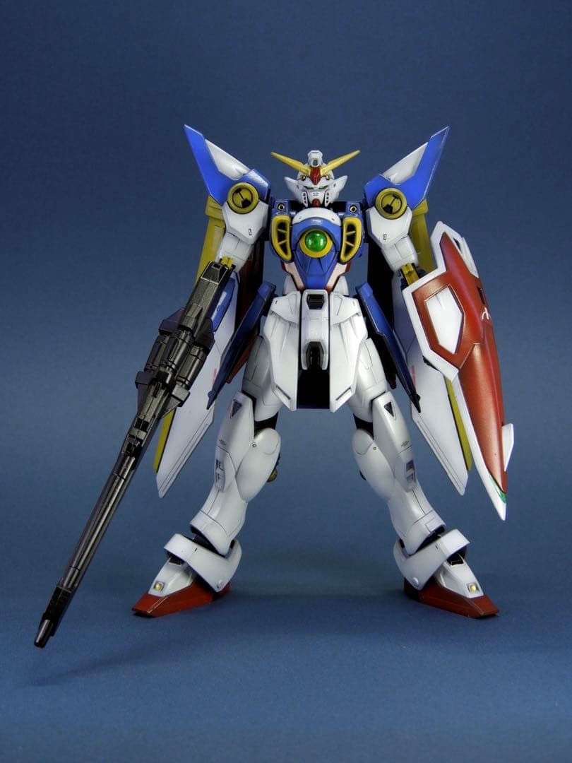 EG ウイングガンダム 全塗装製作品