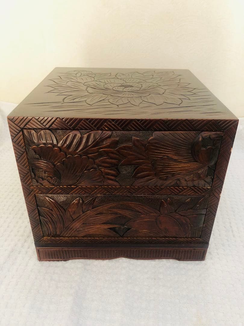 ￼日光彫 二段小引き出し