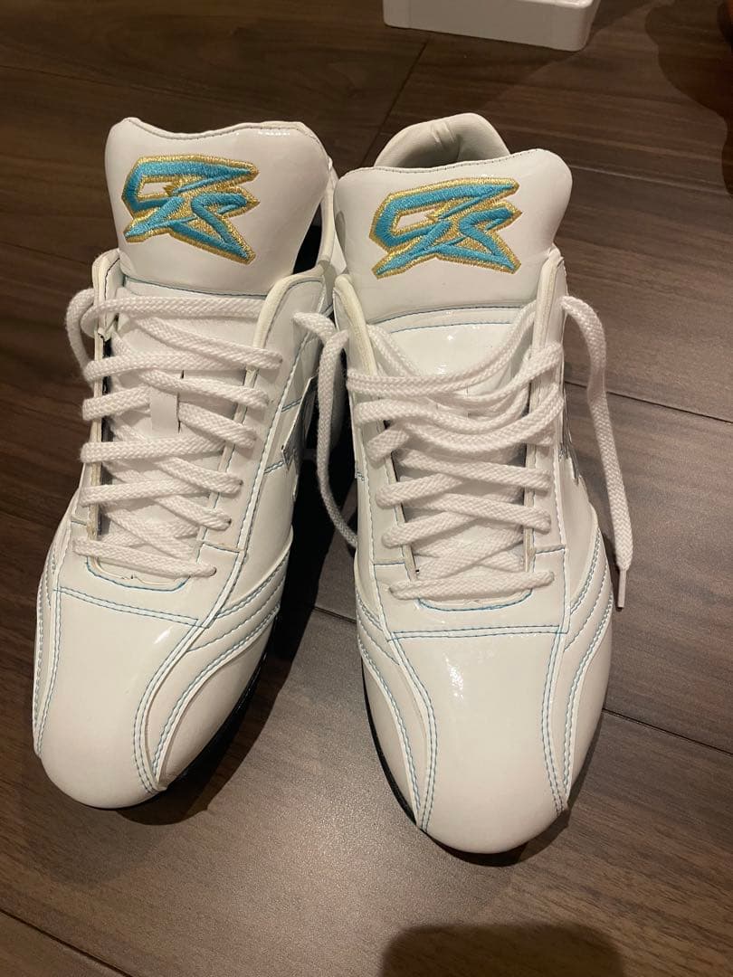 GS スパイク　金属歯